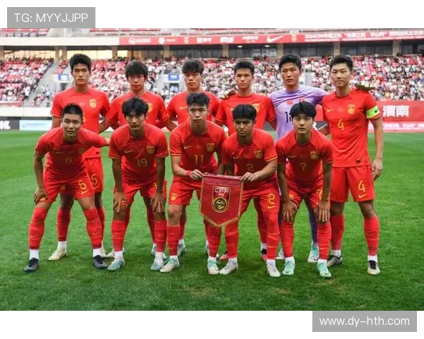 中国男足迎关键战主帅调整战术全力冲击世界杯预选赛胜利