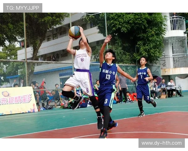 篮球精神引领青春拼搏热潮点燃梦想赛场辉煌时刻