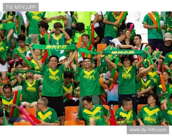 湘超足球崛起推动地方足球发展 新一轮竞技盛宴点燃球迷热情