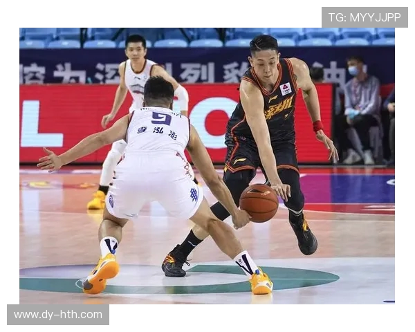 南京篮球队在大师赛中的力量展现与战术分析全景解读