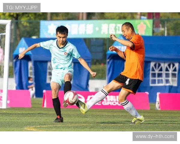 常德队奋勇拼搏展现足球激情推动地方体育事业蓬勃发展