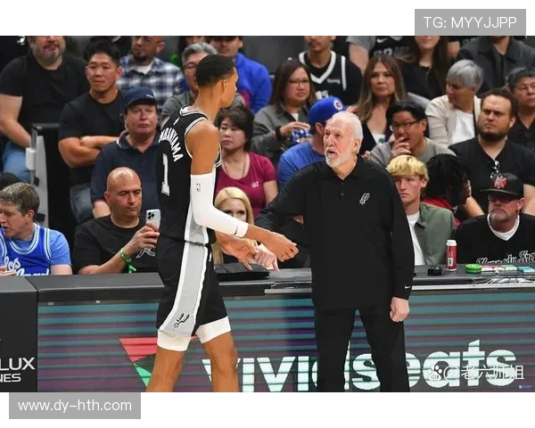 波波维奇续约三年再战NBA74岁传奇教练继续带领文班追逐荣光